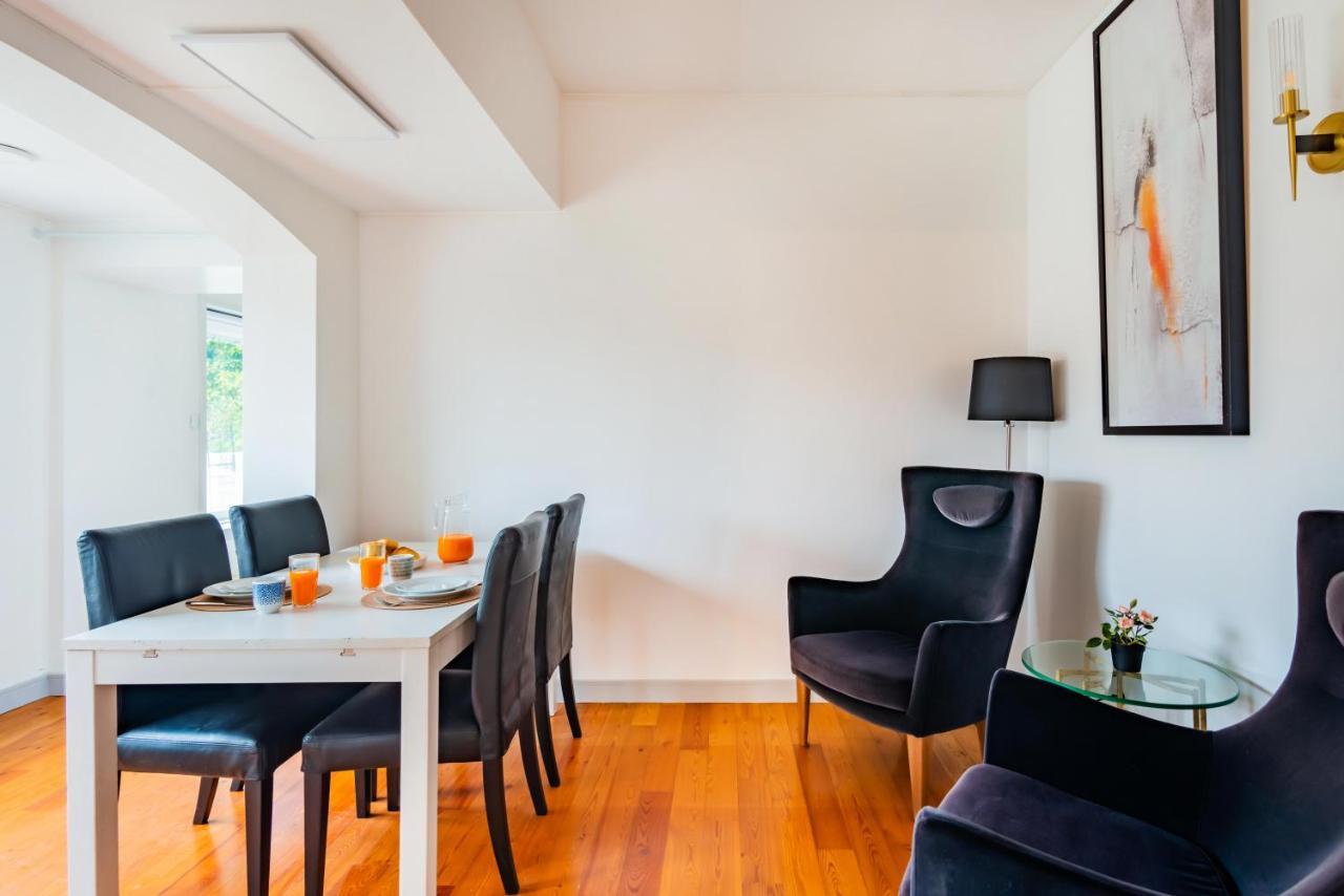 Estoril Riviera Apartments Bagian luar foto